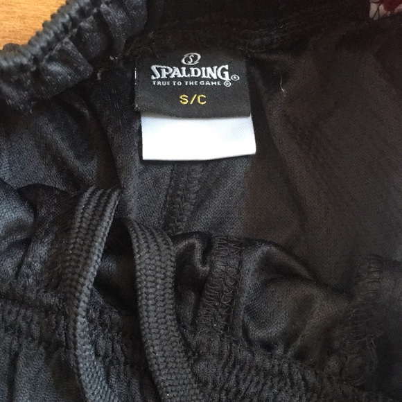 Boys 2 pairs Small 8 Nike Spalding Athletic Shorts - Picture 5 of 6
